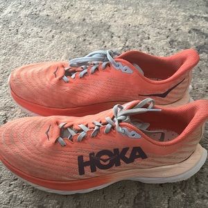 Hoka Sneakers